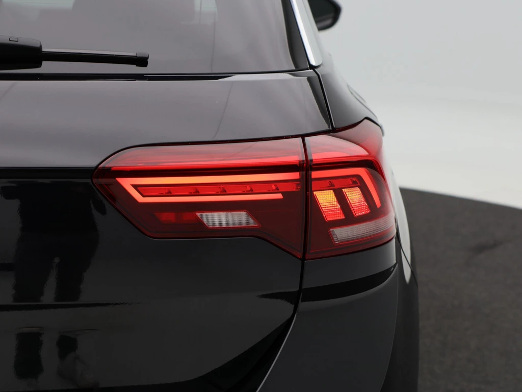 Volkswagen T-Roc – foto 13