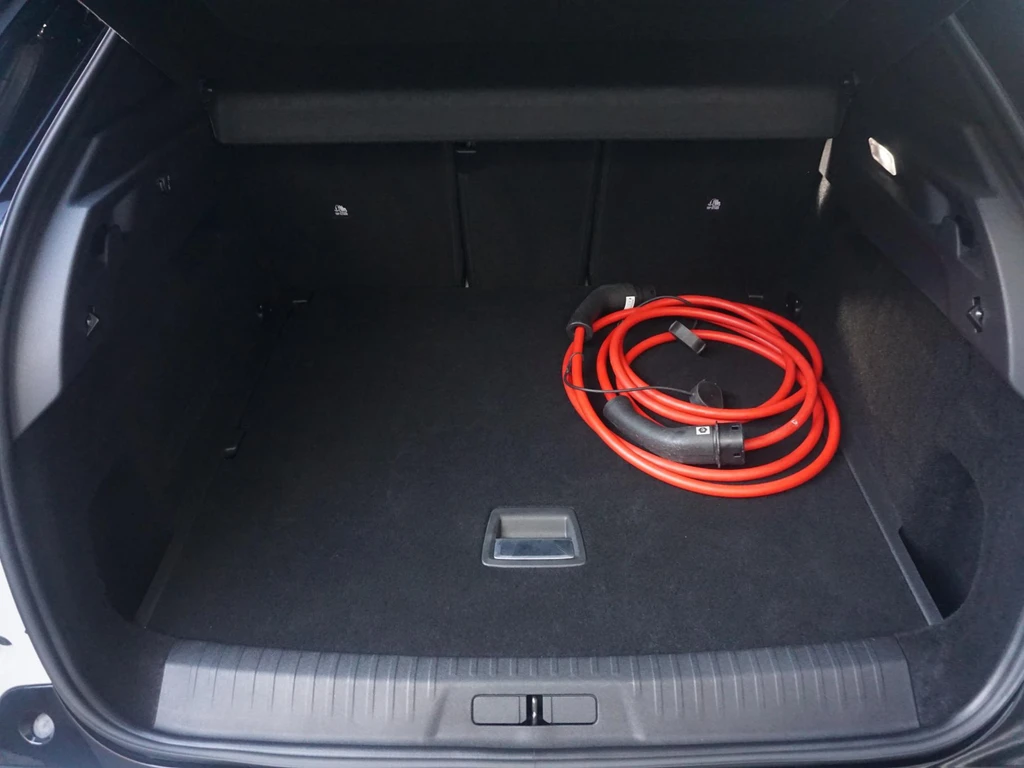 Peugeot e-3008 – foto 37