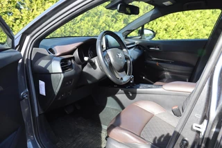 Toyota C-HR – thumbnail 6