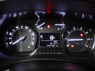 Opel Vivaro – thumbnail 20