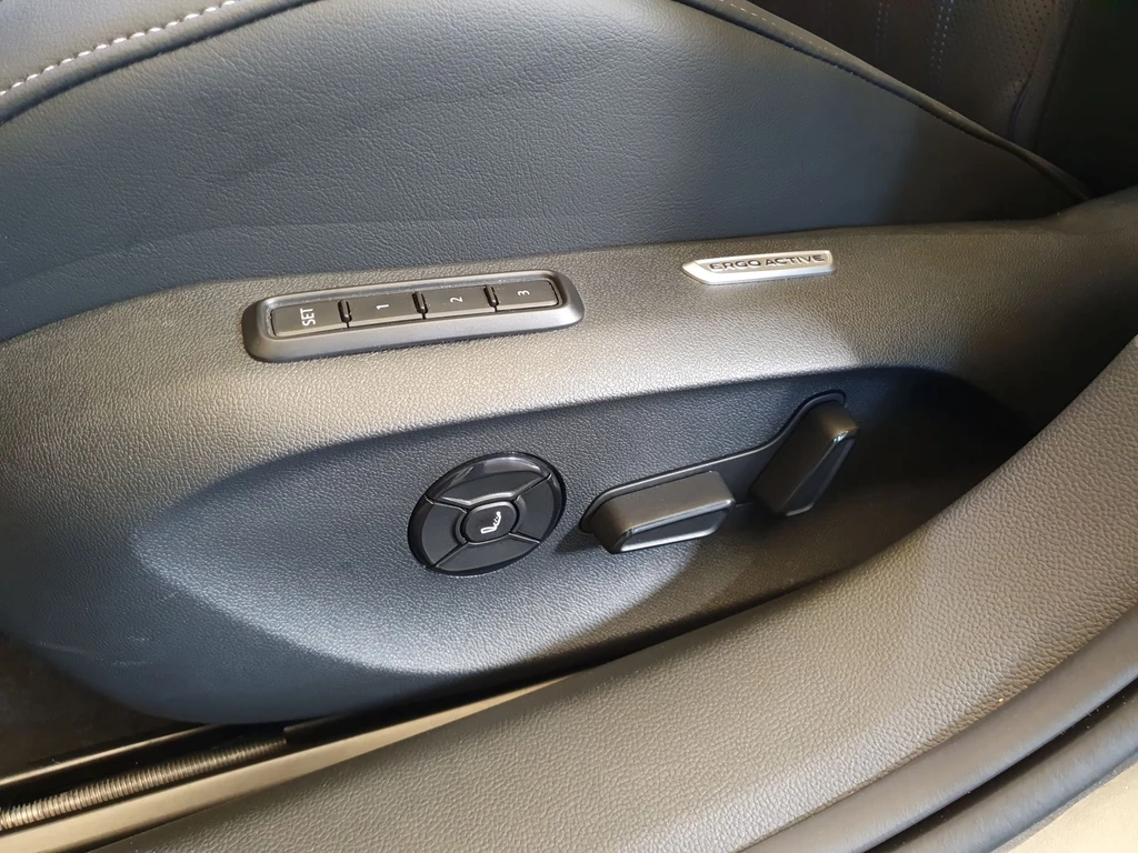 Volkswagen Passat – foto 23