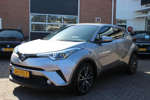 Toyota C-HR 1.8 Hybrid Dynamic Automaat | Trekhaak | Clima | Stoelverwarming | Navi |