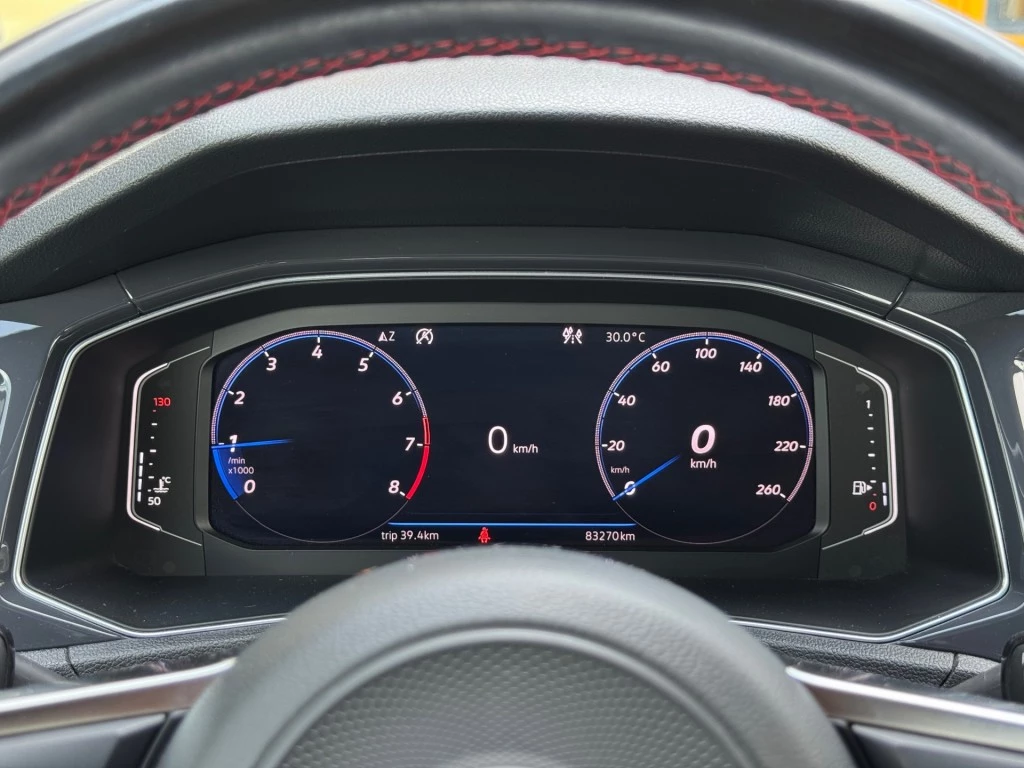 Volkswagen T-Roc – foto 9