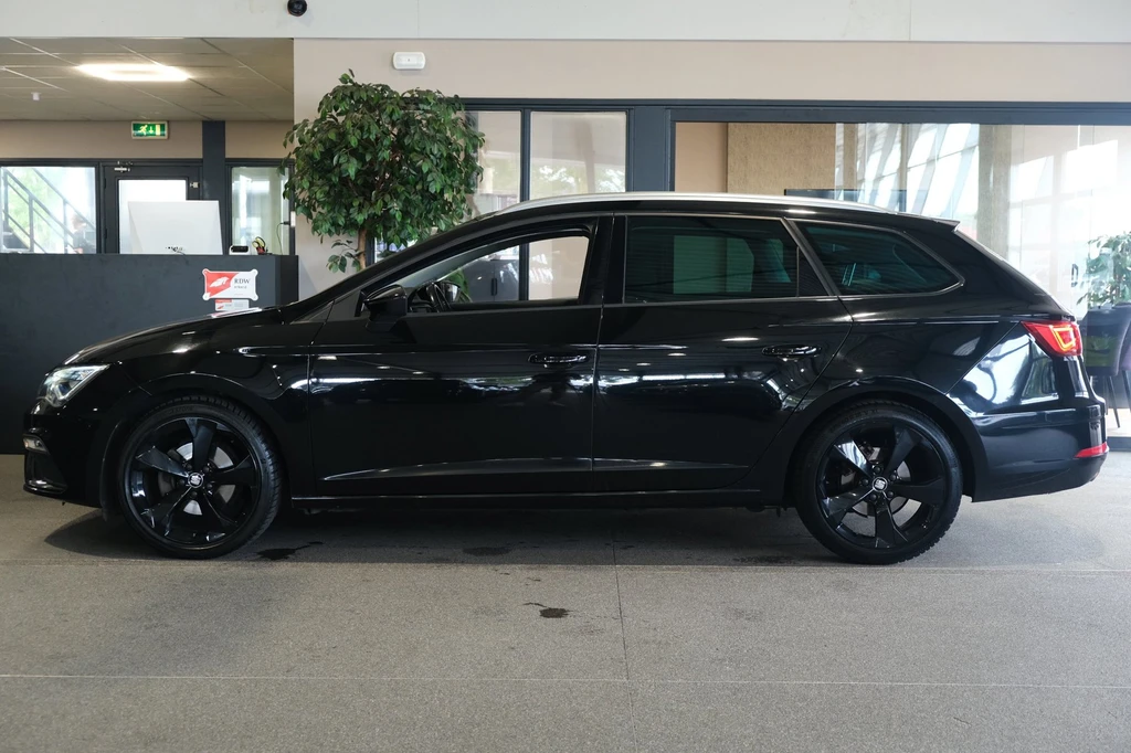 SEAT Leon – foto 3