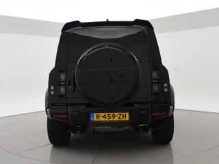 Land Rover Defender – thumbnail 3