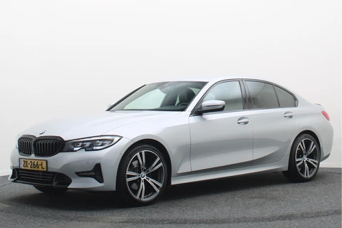 BMW 3 Serie 320i Executive Edition Leder/Stof, Virtual, Cruise, Apple Carplay, LED, Climate, PDC, 19''