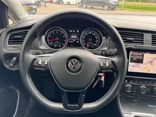 Volkswagen Golf – thumbnail 32