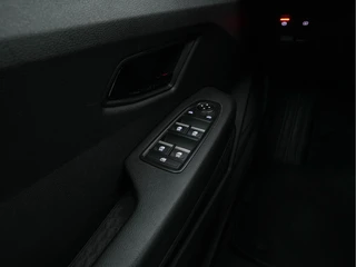 Renault Megane E-Tech – thumbnail 22