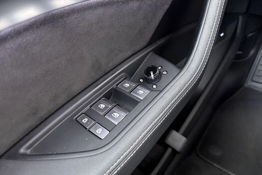 Audi e-tron – foto 16