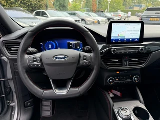 Ford Kuga – thumbnail 24
