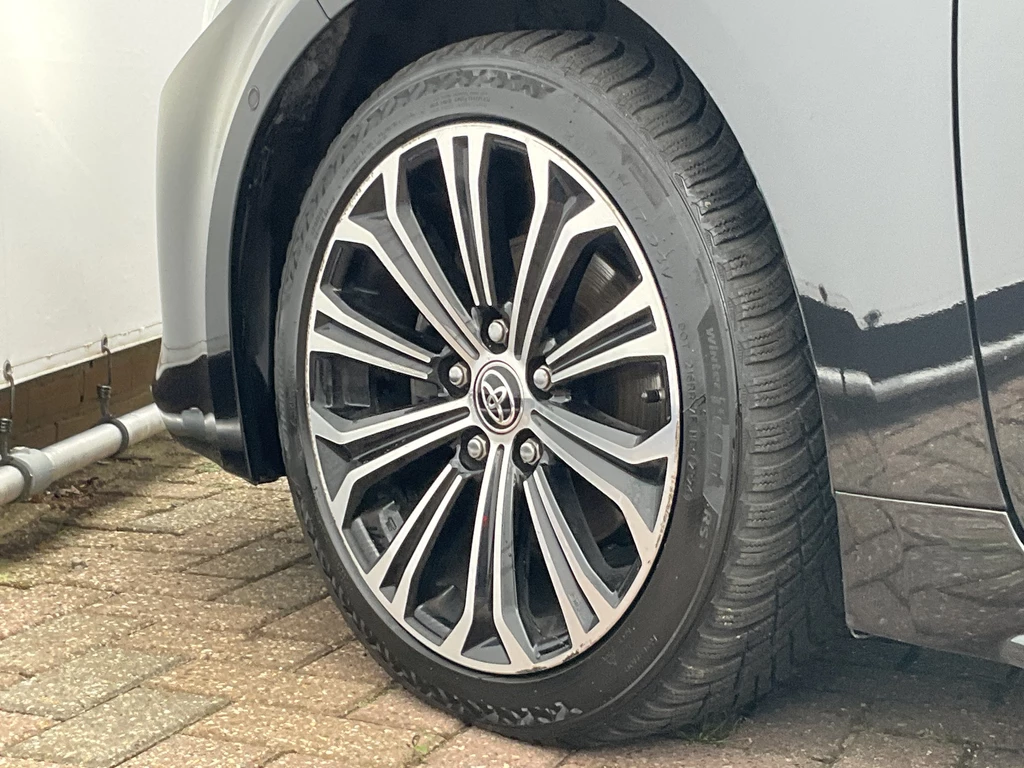 Toyota Corolla Touring Sports – foto 25