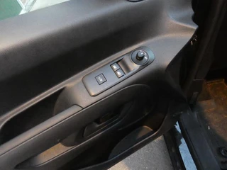 Opel Combo – thumbnail 9