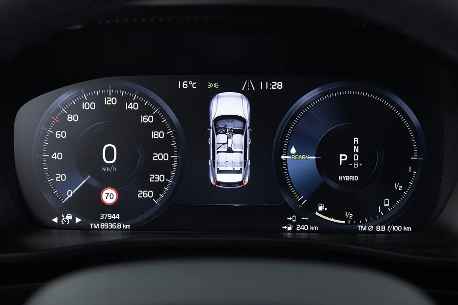 Volvo XC40 – foto 34