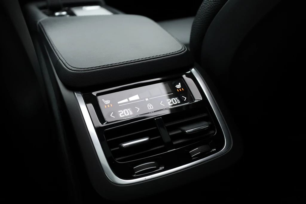 Volvo XC90 – foto 10