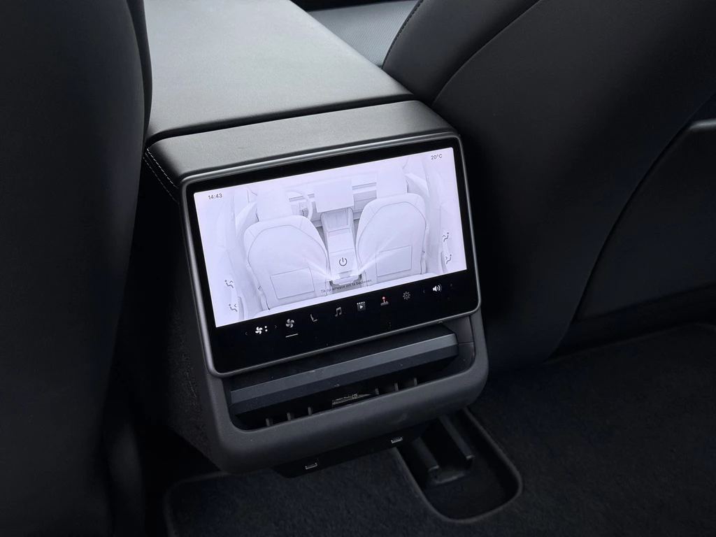 Tesla Model 3 – foto 28