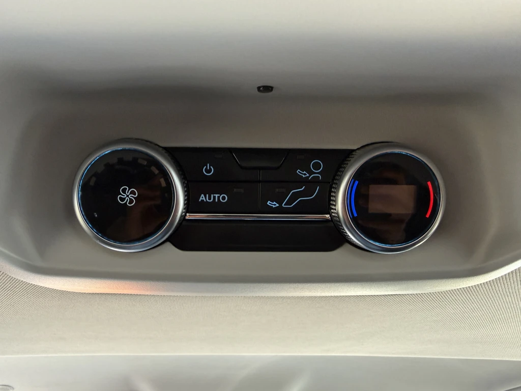Ford Tourneo Custom – foto 39
