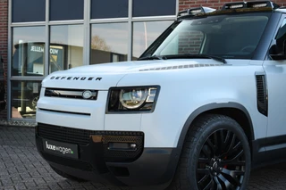 Land Rover Defender – thumbnail 2