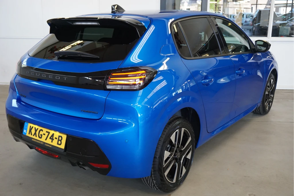 Peugeot 208 – foto 10