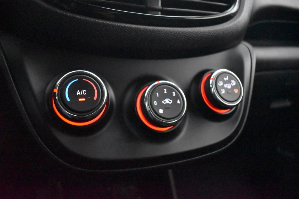 Opel KARL – foto 24