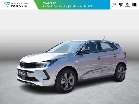 Opel Grandland 1.2 Turbo Level 2 Edition | CARPLAY | PARKEERSENSOREN | WINTERPAKKET | E.C.C. | 16.837km