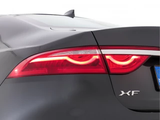 Jaguar XF – thumbnail 26