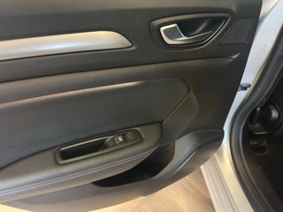 Renault Mégane Estate – thumbnail 38