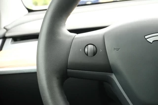 Tesla Model Y – thumbnail 19