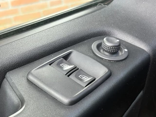 Renault Trafic – thumbnail 25