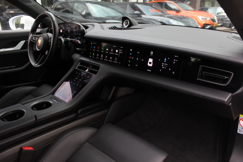 Porsche Taycan – foto 16
