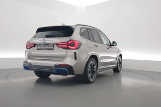 BMW iX3 – thumbnail 4