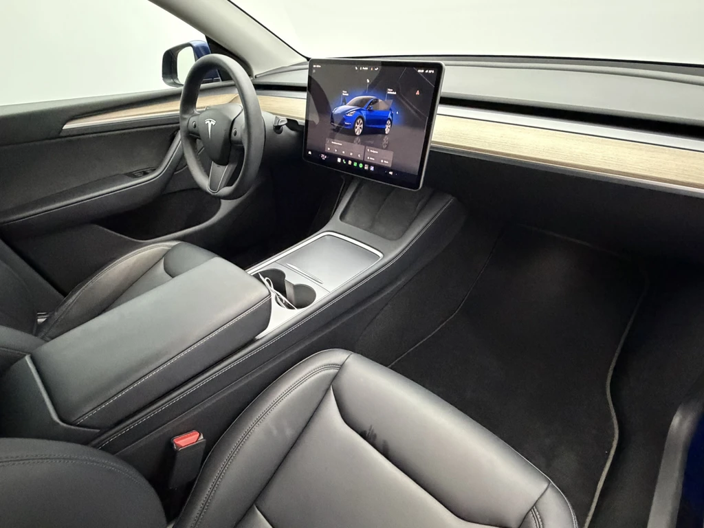 Tesla Model Y – foto 15