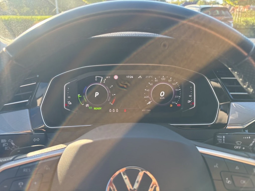 Volkswagen Passat – foto 21