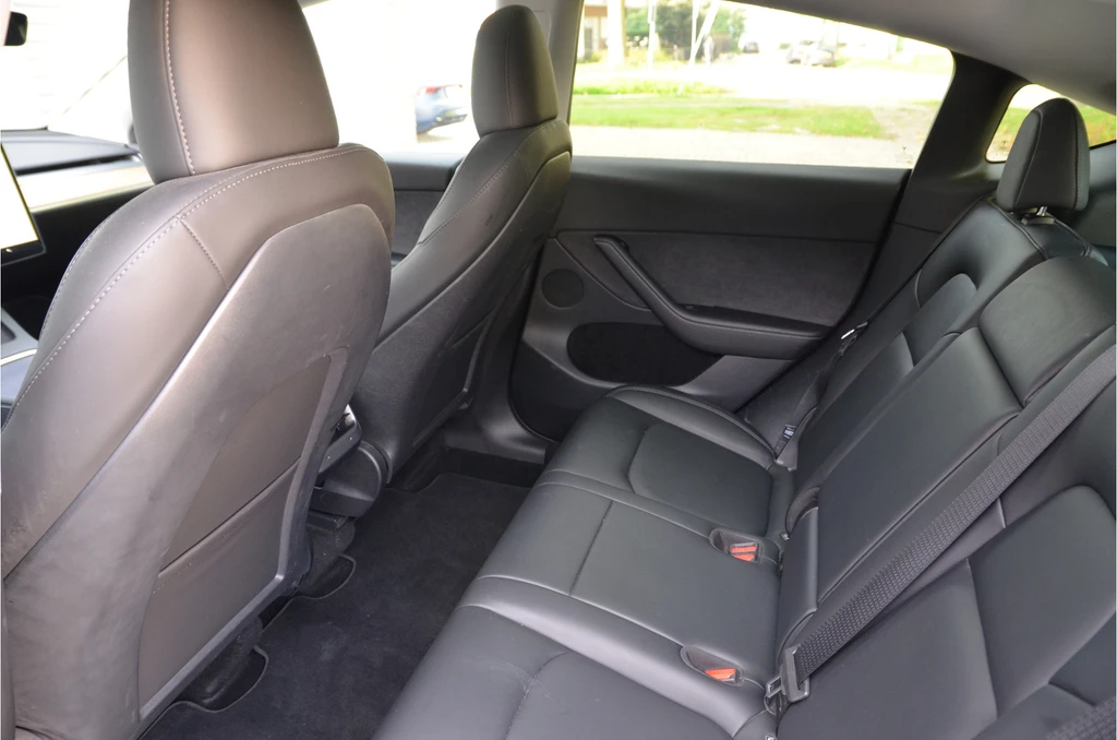 Tesla Model Y – foto 12