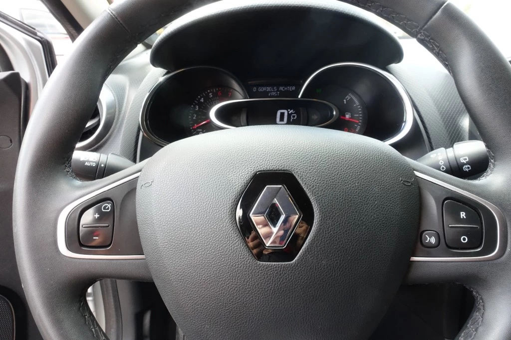 Renault Clio – foto 16