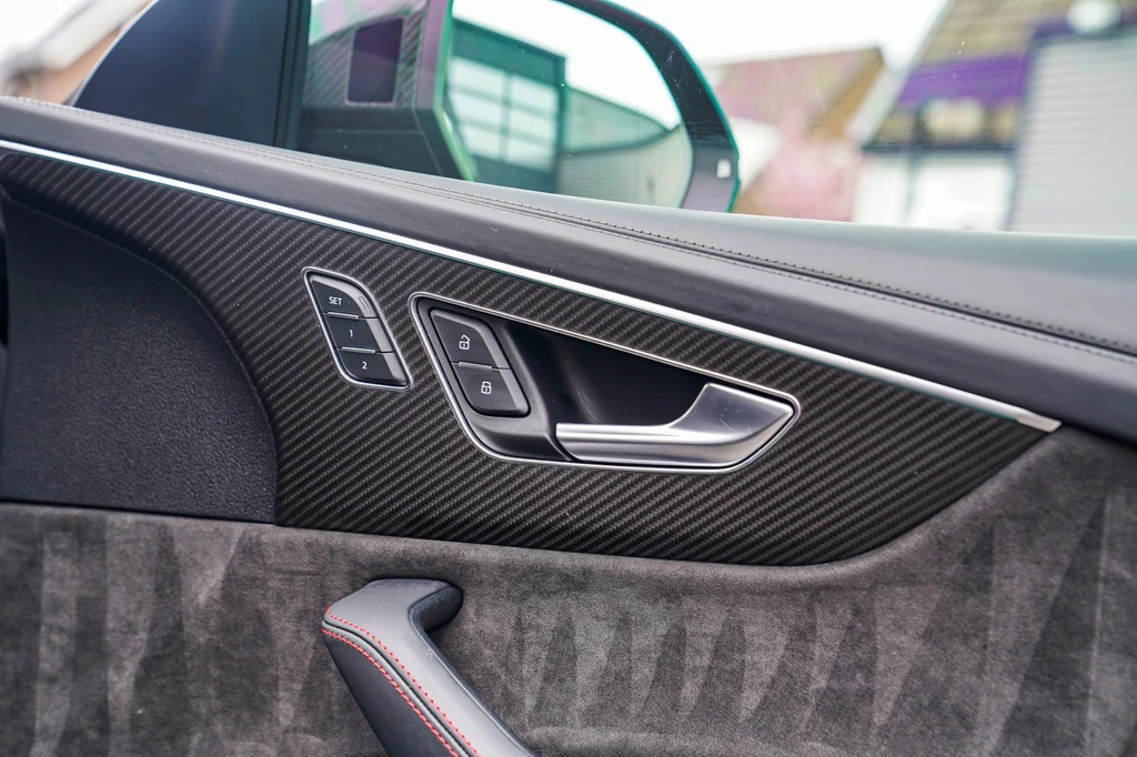Audi RSQ8 – foto 35