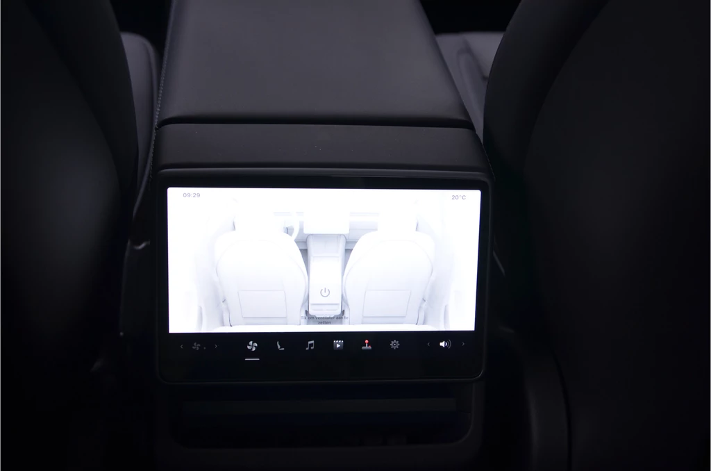 Tesla Model 3 – foto 14