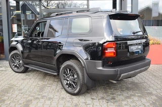 Toyota Land Cruiser – thumbnail 4