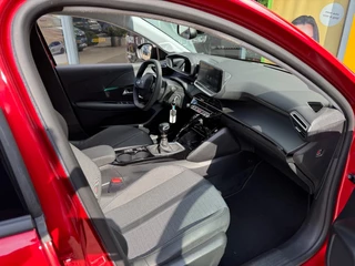 Peugeot 208 – thumbnail 23
