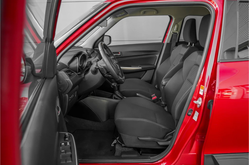 Suzuki Swift – foto 12