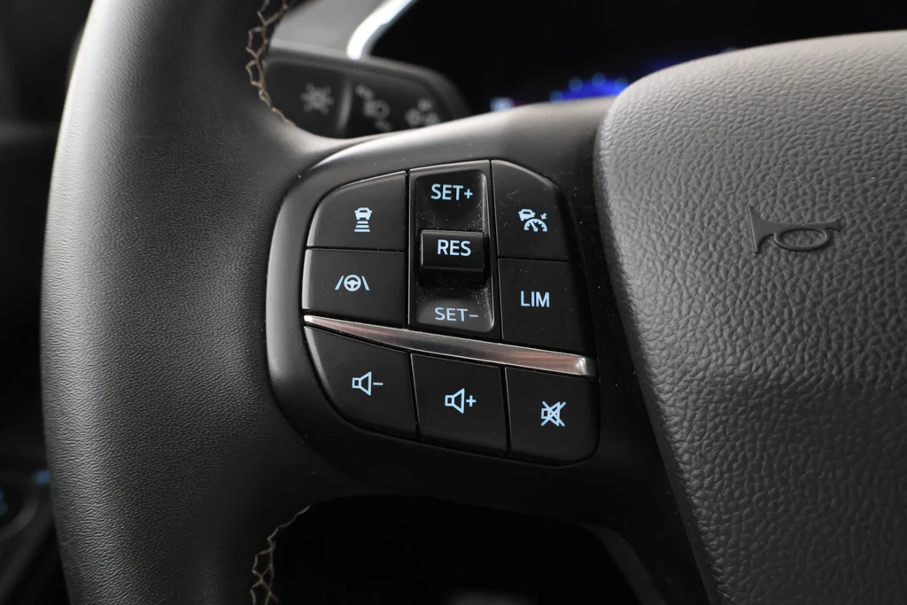 Ford Kuga – foto 24