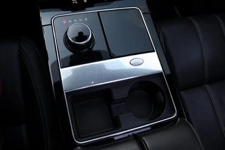 Land Rover Range Rover Velar – thumbnail 28