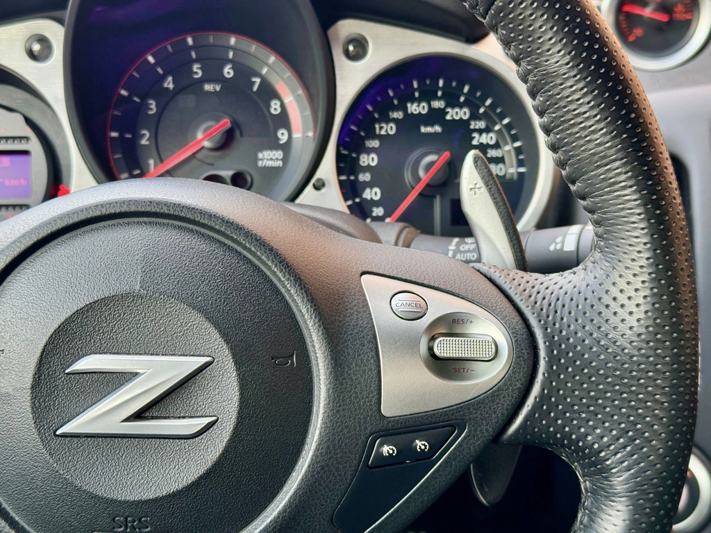 Nissan 370Z – foto 28