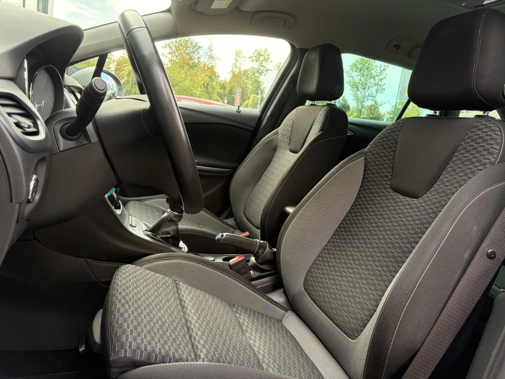 Opel Astra – foto 8