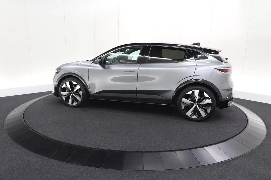 Renault Megane E-Tech – foto 3