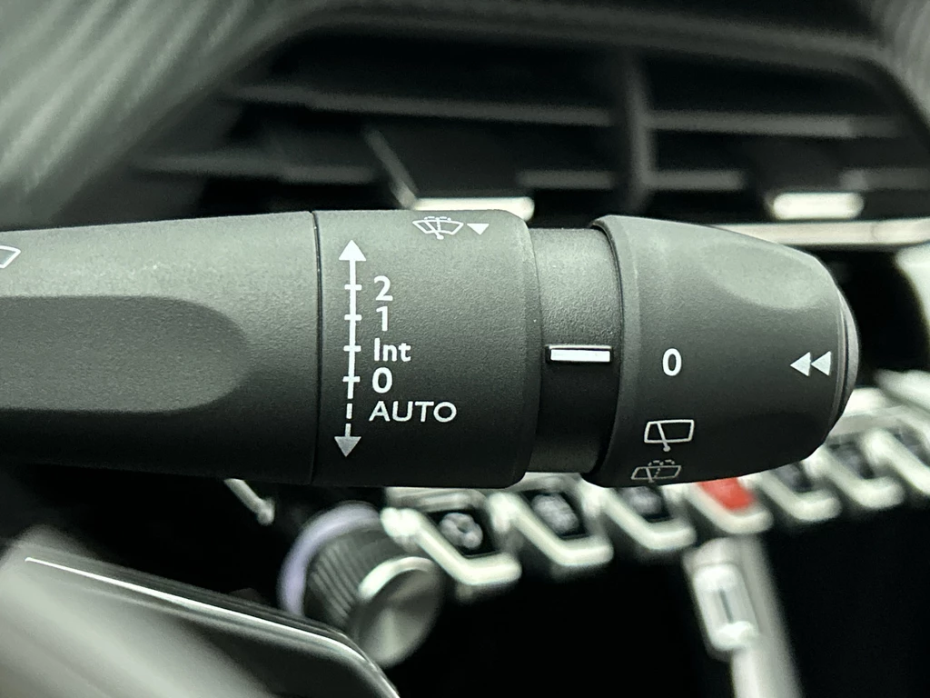 Peugeot e-2008 – foto 10