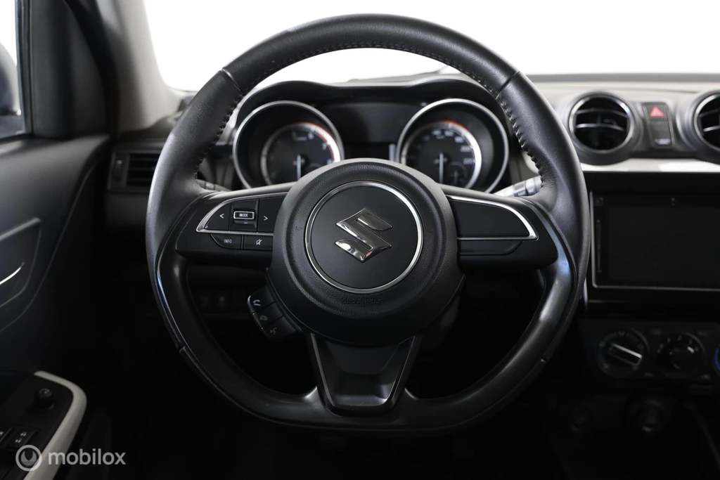 Suzuki Swift – foto 14