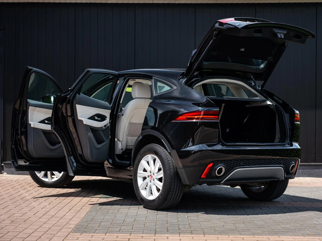 Jaguar E-PACE – foto 6