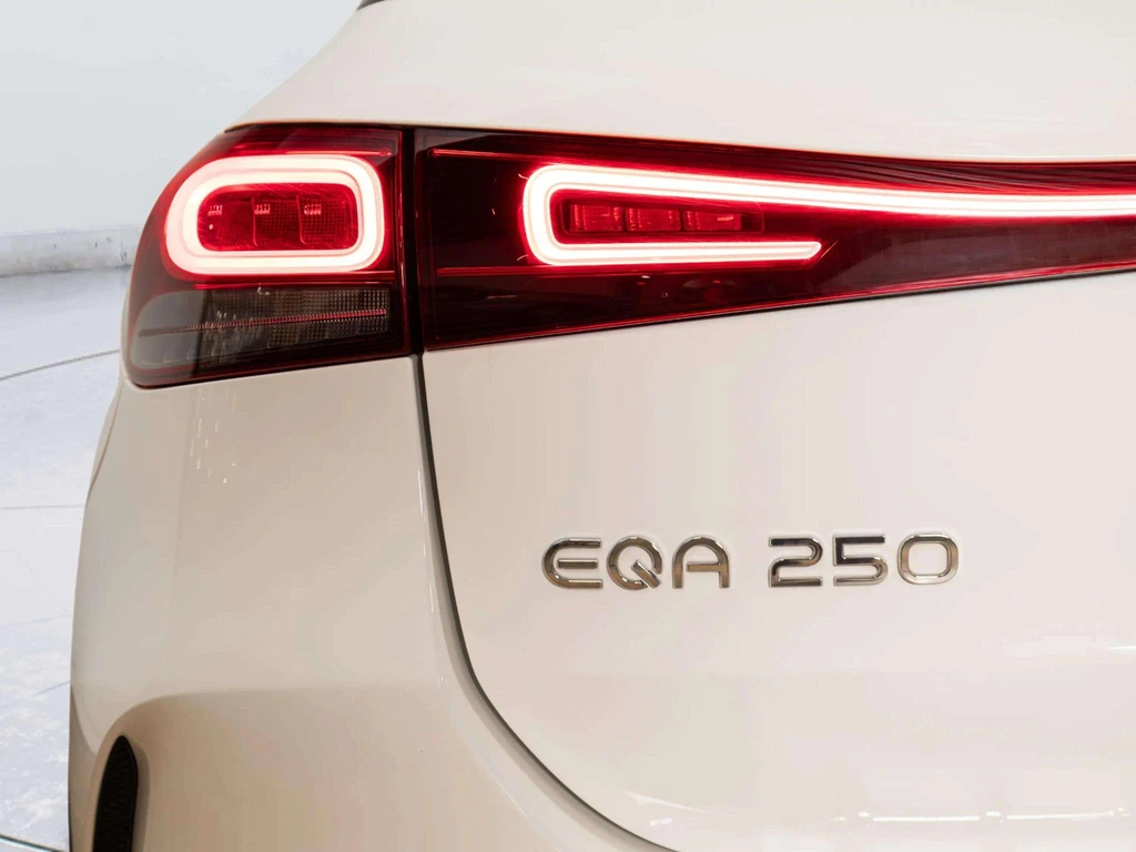 Mercedes-Benz EQA – foto 39