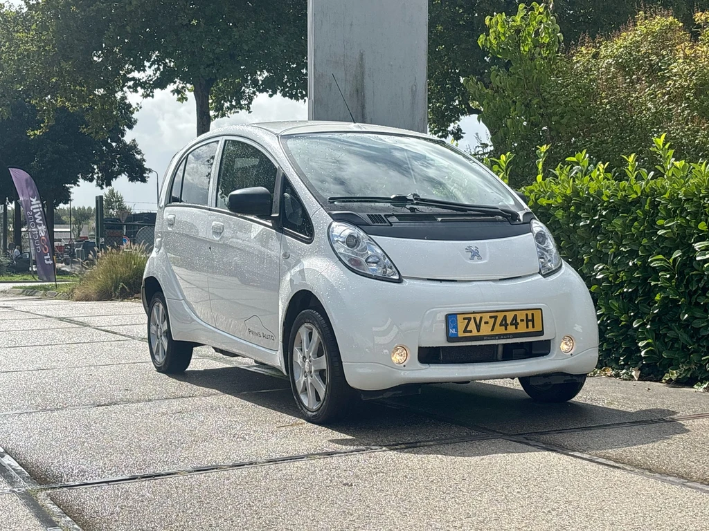 Peugeot iOn – foto 7