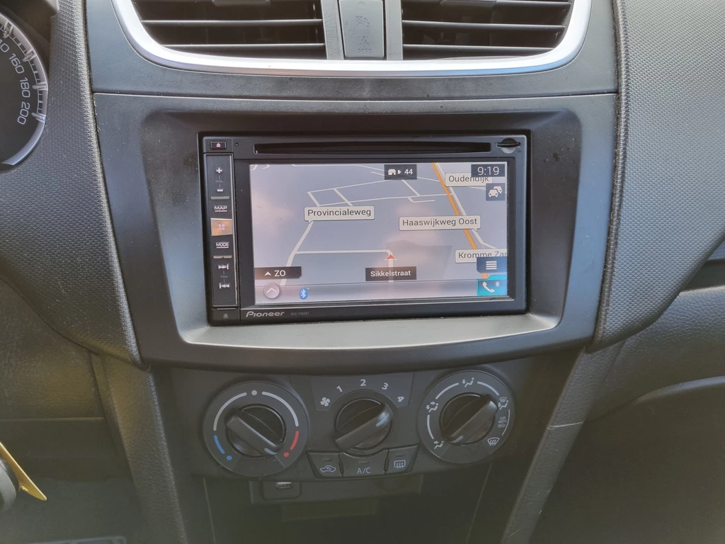 Suzuki Swift – foto 27